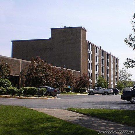 Boarders Inn And Suites - Marion Exterior photo